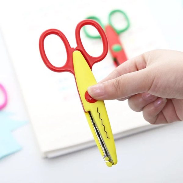 10pcs 5 Inch Children Safety Lace Scissors Kindergarten Fun DIY Photo Album Cutter, Model: Small Wave - Image 4