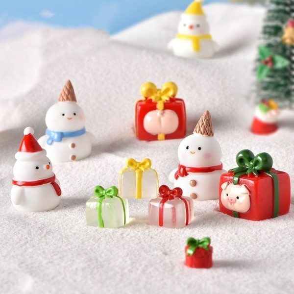 5pcs Christmas Micro Landscape Snowscape Decoration Accessories Christmas Resin Ornament, Style: No.2 Yellow Hat Snowman - Image 5