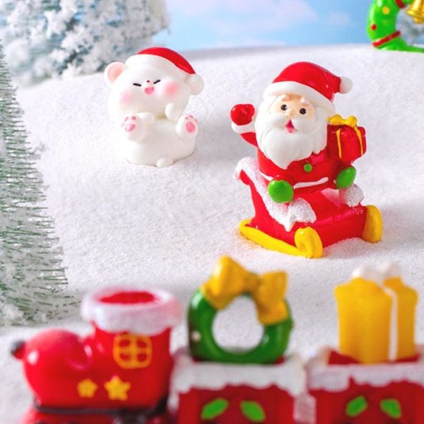 10pcs Christmas Cute Micro Landscape DIY Decorations Snowy Desktop Ornament, Style: No. 2 Lying Bear - Image 5