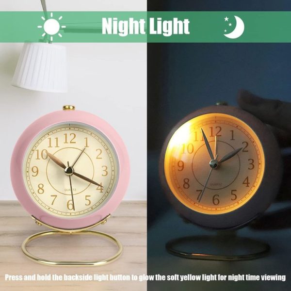 Round Metal Clock Silent Children Electronic Alarm Clock with Light (Green) - Image 4