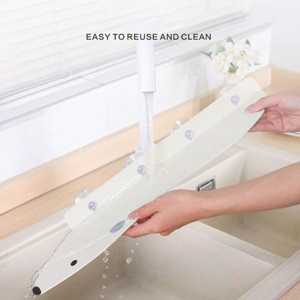 Cartoon Bear Kitchen Sink Water Deflector Sink Suction Cup Splash Protection Tools (White) - Image 9