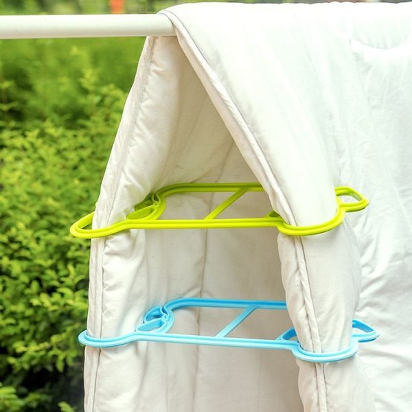 2pcs / Pack Quilt Clip Large Windproof Anti-skid Plastic Household Duvet Bedspread Drying Rack Home Supplies (Color Random Delivery) - Image 6