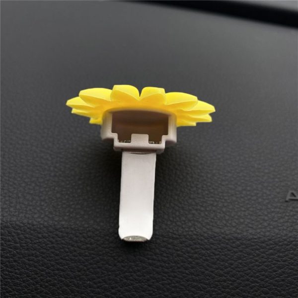 Sunflower Car Air Vent Aromatherapy Decorative Clip, Color: Small Sunflower - Image 4