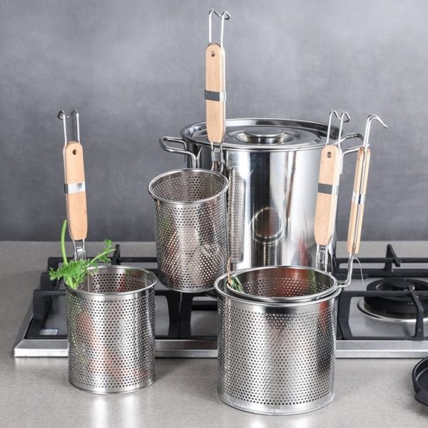 Household Stainless Steel Wooden Handle Spoon Kitchen Filtering Powder Oil Leakage Frying Basket, Model: 12cm Round Handle - Image 2
