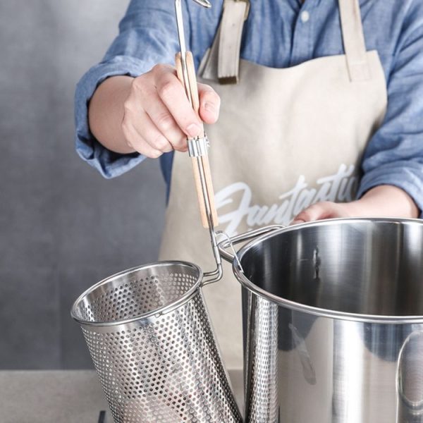 Household Stainless Steel Wooden Handle Spoon Kitchen Filtering Powder Oil Leakage Frying Basket, Model: 12cm Round Handle - Image 8