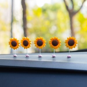 5pcs / Set Cute Sunflower Car Ornament Car Center Console Shaking Flowers Decoration, Style: A Model