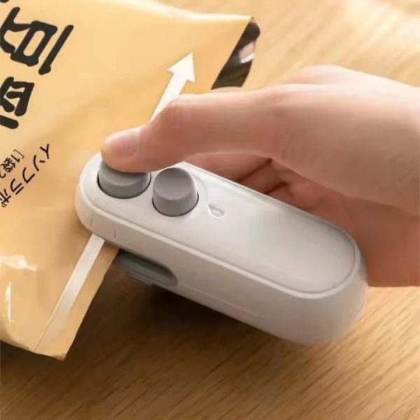 2 In 1 Vacuum Sealing Machine Portable Pressure Plastic Bag Sealing Device With Cutter (White) - Image 2