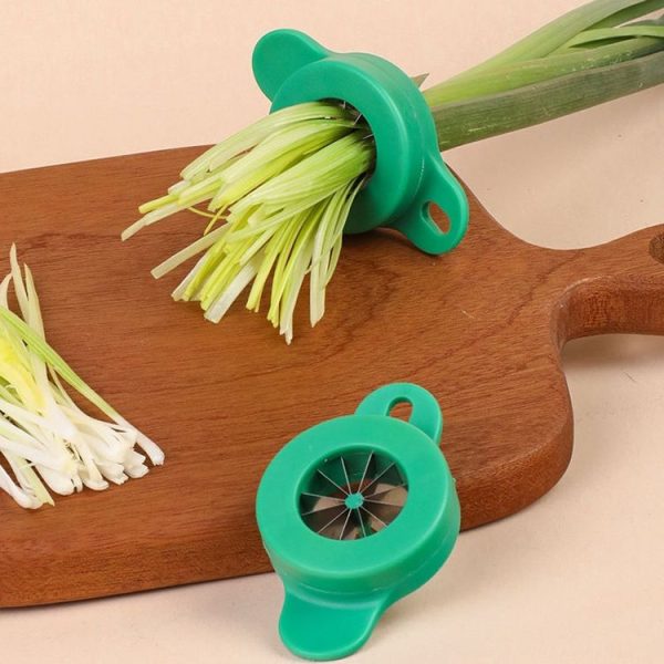 Hook Model Multi-functional Onion Cutter Household Onion Silk Puller - Image 2