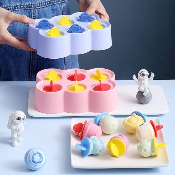 Astronaut Silicone Ice Mold Homemade DIY Popsicle Ice Cream Cartoon Mold (Blue) - Image 6