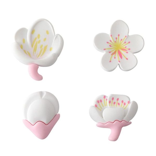 4pcs / Set Fresh Rustic Flowers Refrigerator Stickers Magnetic Tulip Decorative Paste (White)