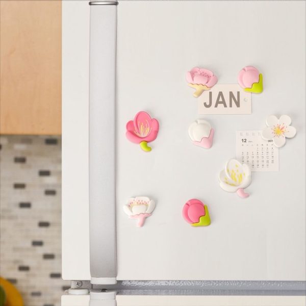 4pcs / Set Fresh Rustic Flowers Refrigerator Stickers Magnetic Tulip Decorative Paste (White) - Image 7