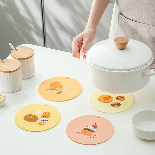 Household Cartoon Heat Insulation Mat Kitchen High Temperature Resistant Baking Placemats, Style: Bread - Image 10