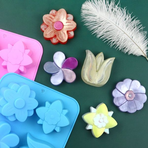 6 Grids Flower Silicone Baking Cake Molds DIY Handmade Soap Mould (Light Blue) - Image 4