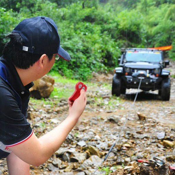 Wireless Remote Control SUV Truck Electric Winch, Model: 213X2 - Image 9