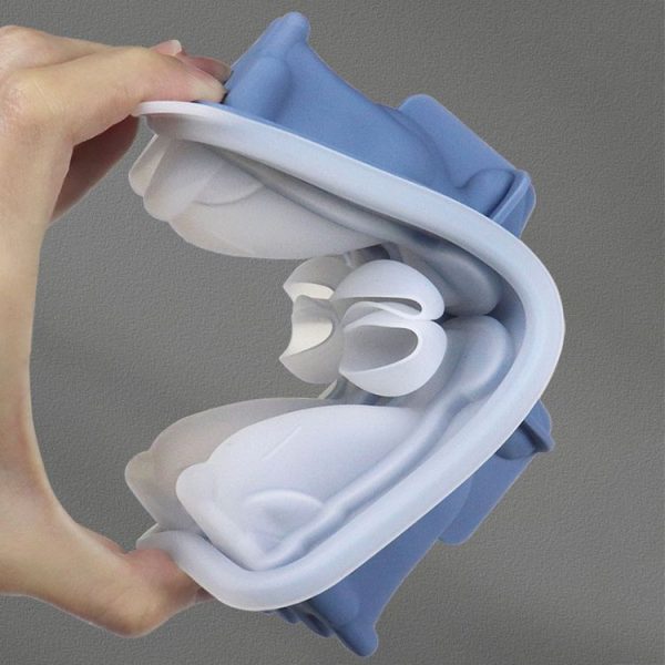 3D Dog Shaped Household Silicone Ice Mold Bar Ice Making Box (Blue) - Image 6