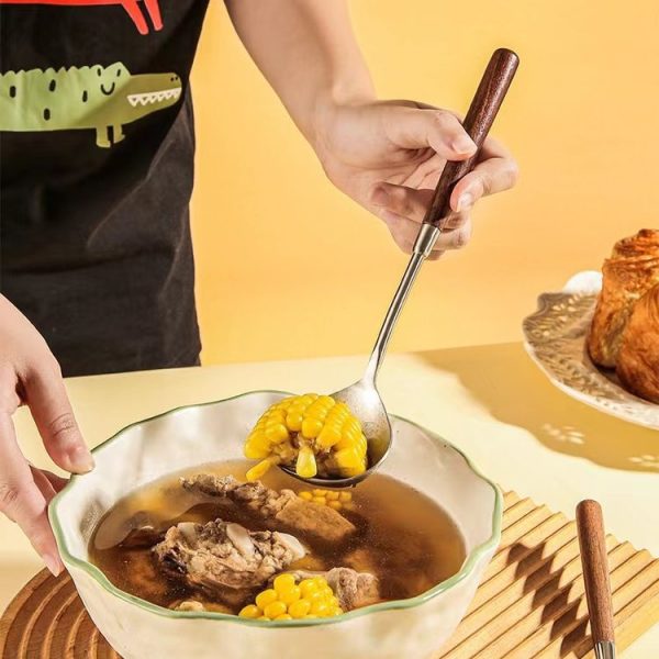 304 Stainless Steel Walnut Handle Cooking Tools Home Restaurant Kitchen Gadgets, Style: Soup Spoon - Image 7