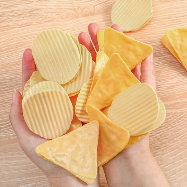 2pcs Potato Chip Sealing Clips Faux Shape Fun Handbook Decoration Food Bag Storage Clips (Triangle) - Image 8