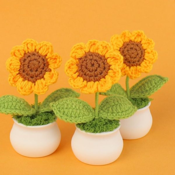Crochet Wool Plants Faux Flowers Study Room Desktop Ornament Graduation Gift, Style: Sunflower - Image 4