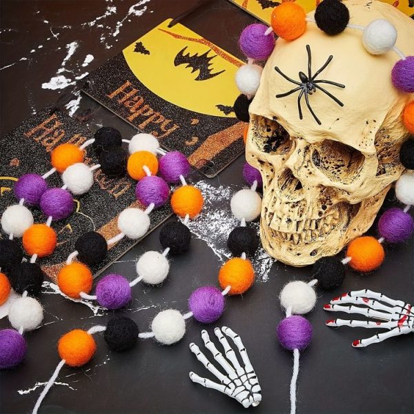 2m Halloween Felt Ball Pendant Horror Atmosphere Wool Ball Decoration (24 Balls) - Image 5