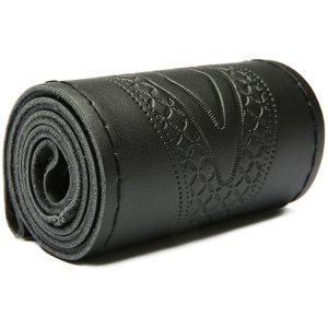 38cm Four-Season Embossed Hand-Sewn Cowhide Steering Wheel Cover (Black+Black Line)