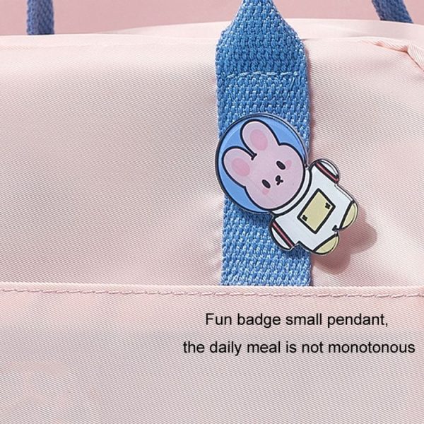 Thickened Portable Thermal Lunch Bag Waterproof Large Capacity Bento Bag With Badge (Beige) - Image 9