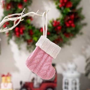 Mini Knitted Christmas Gift Socks Holiday Decorations (Pink)