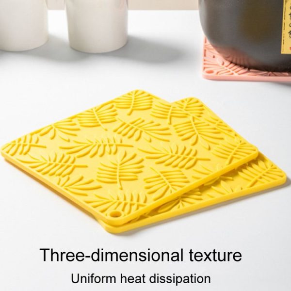 9.5cm Household Square Silicone Heat Insulating Mat Kitchen High Temperature Resistant Baking Placemat (Matcha Green) - Image 6