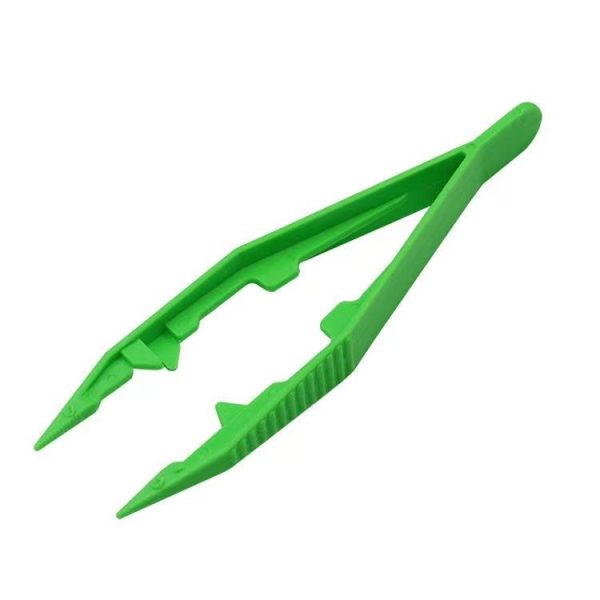 20pcs Plastic Tweezers Children DIY Accessories Tools (Random Color Delivery)