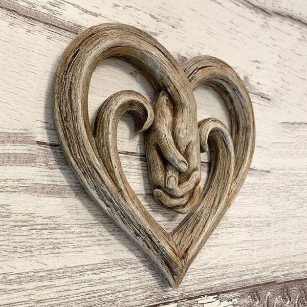 20 x 20cm Hand Holding Hand Heart Shaped Wooden Wall Decoration Crafts Pendant - Image 2