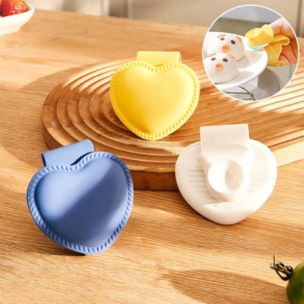 2pcs Heart-shaped Heat Insulation Anti-scalding Gloves Silicone Non-slip Bowl and Plate Clamp (Yellow) - Image 7