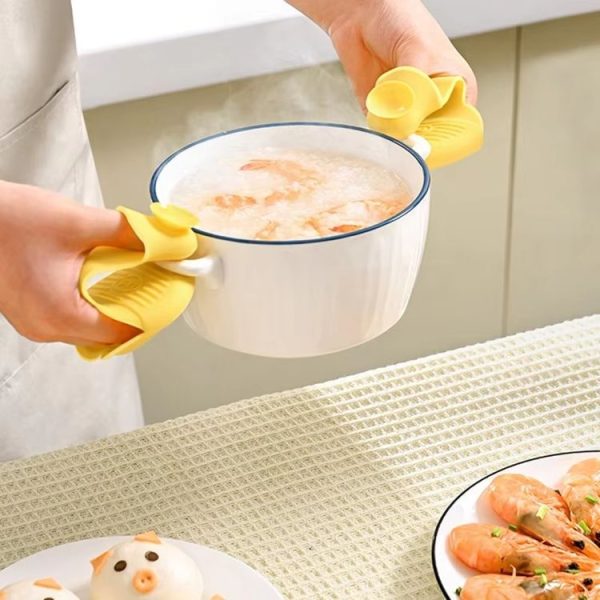 2pcs Heart-shaped Heat Insulation Anti-scalding Gloves Silicone Non-slip Bowl and Plate Clamp (Yellow) - Image 8