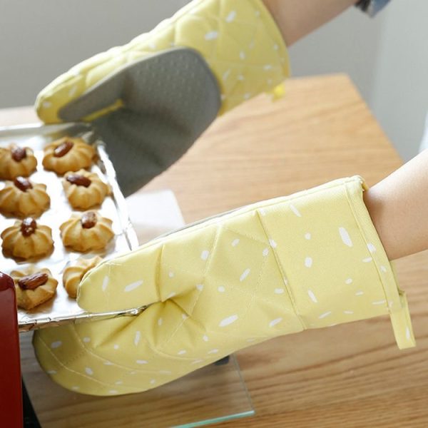 Kitchen Microwave Oven Thickened Silicone Heat-resistant Baking Special Insulation and Anti-scalding Gloves (Gray) - Image 4