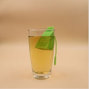2 PCS Bag Style Silicone Tea Strainer Herbal Spice Infuser Filter Kitchen Coffee Tea Tools Random Color Delivery