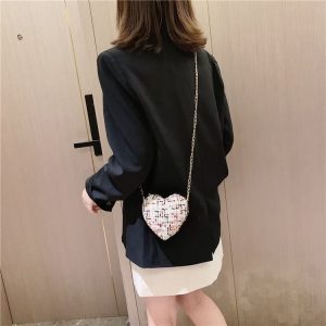 Heart Shape Small Bag Chain Strap Single Shoulder Bag Ladies Handbag Messenger Bag (Color: Black Size: OneSize)