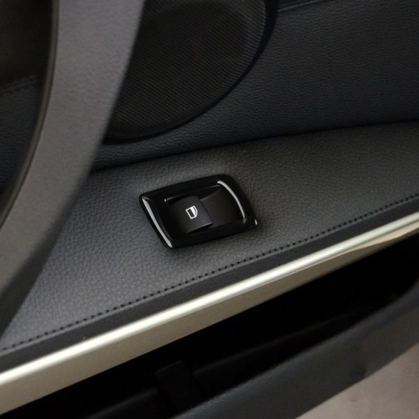 Car1626 4.jpg