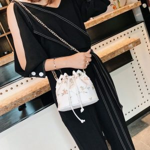 Zy13085140w 1.jpg