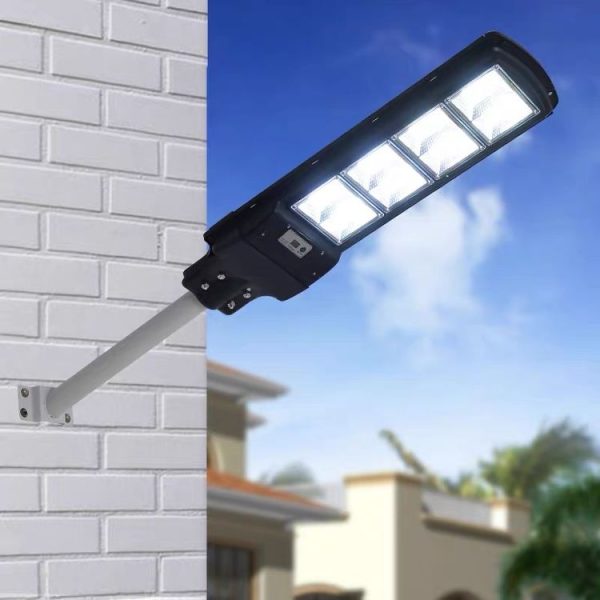 Led1061 2.jpg
